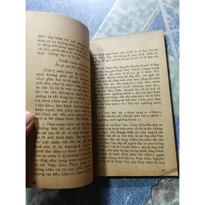 Giúp tìm hiểu những bài văn thơ cổ trong chương trình lớp 9 CCGD 1004405