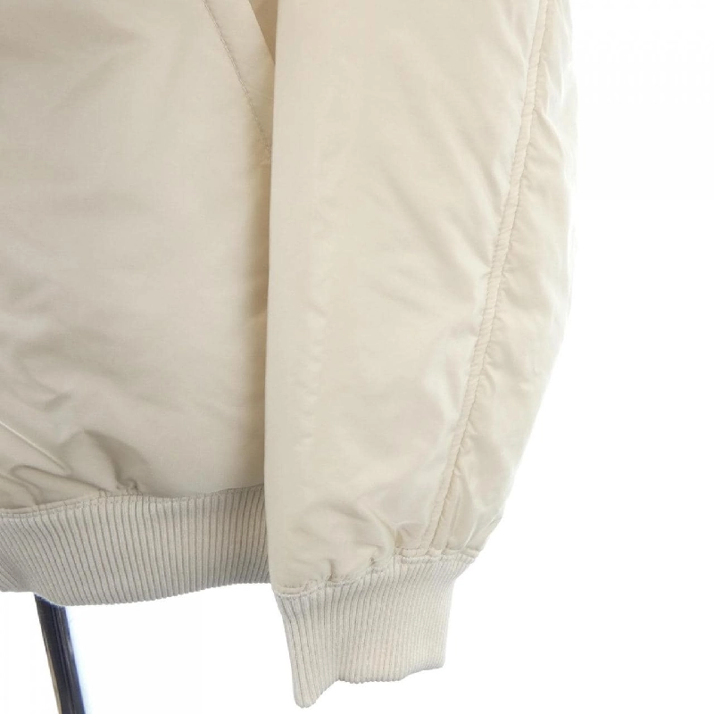 【Khuyến mãi】Áo khoác PRADA 637442