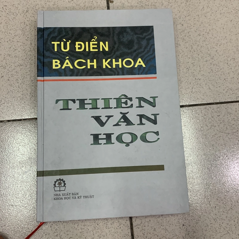 Từ điển bách khoa thiên văn học  311515