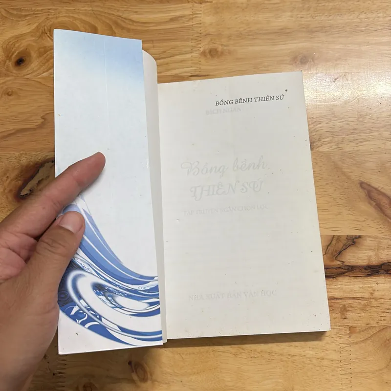 II Tập Truyện Ngắn Chọn Lọc: Bồng Bềnh Thiên Sứ - Bích Ngân - 2012 689840