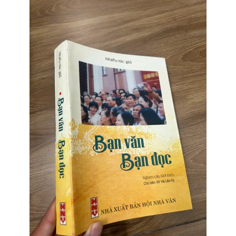 Bạn văn – Bạn đọc 690058