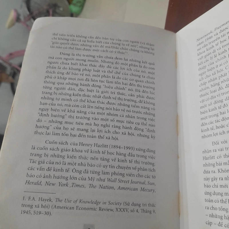 Henry Hazlitt - HIỂU KINH TẾ Q7A MỘT BÀI HỌC 370861