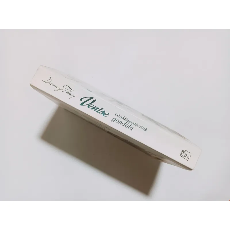 Venise Và Những Cuộc Tình Gondola 780100