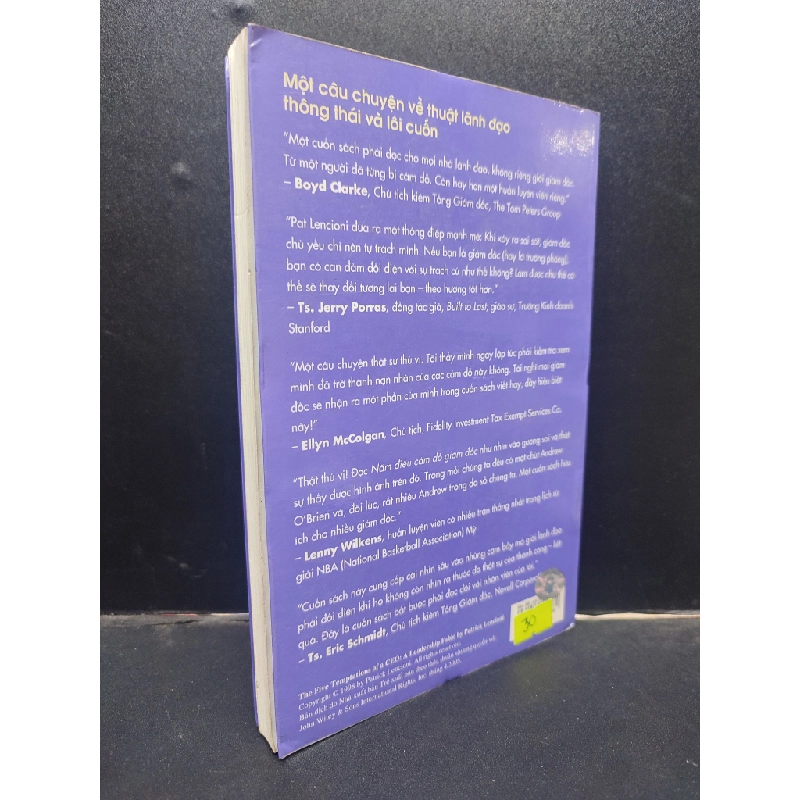 Năm điều cám dỗ giám đốc - Patrick Lencioni 2006 mới 80% ố bẩn HCM0305 kỹ năng quản trị 340039