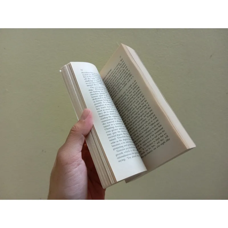 The roadlerss travelled, english book sách tiếng Anh  997701