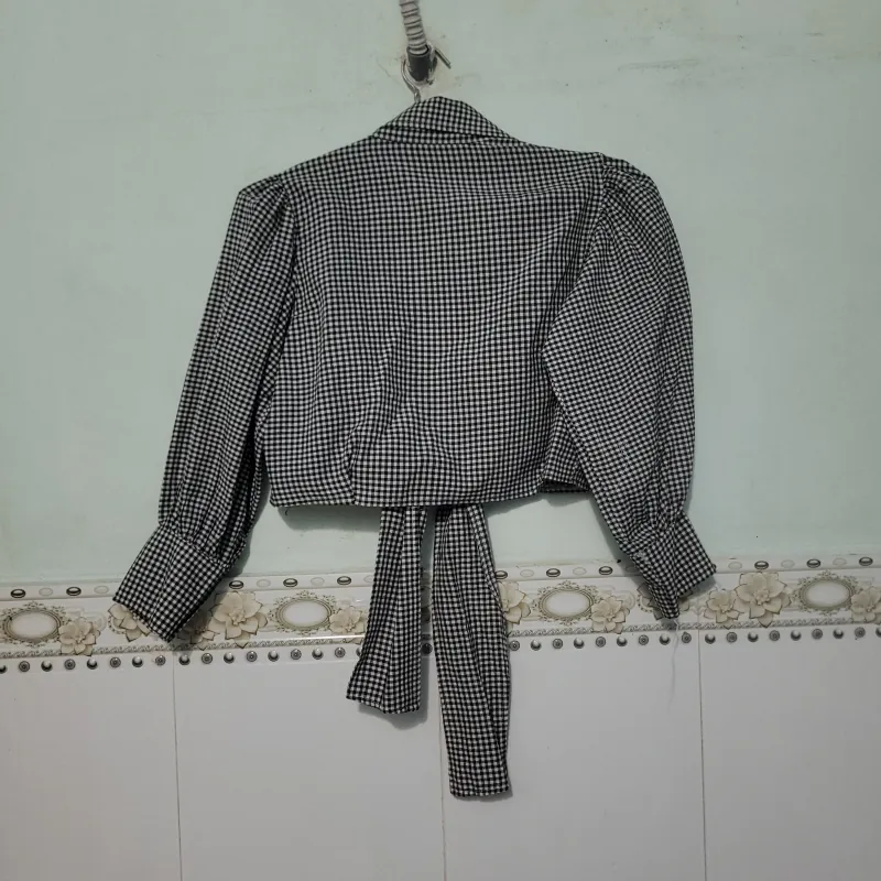 Áo sơ mi croptop thắt nơ trước 993102