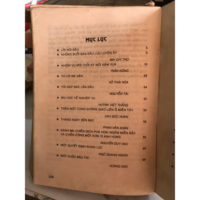 Kỷ niệm sâu sắc trong đời công an - Nhiều tác giả 1002980