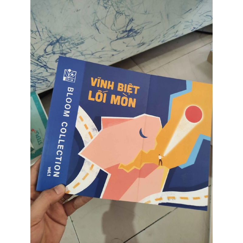 Thầy tư duy xoay cục diện 910398