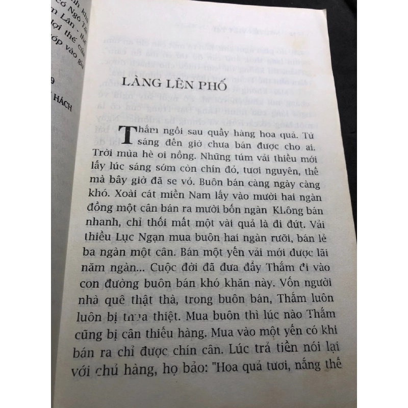 Ngân hà sông chảy về đâu mới 70% ố có dấu mộc và viết nhẹ trang đầu 2009 Nguyễn Viết Tại HPB0906 SÁCH VĂN HỌC 914717