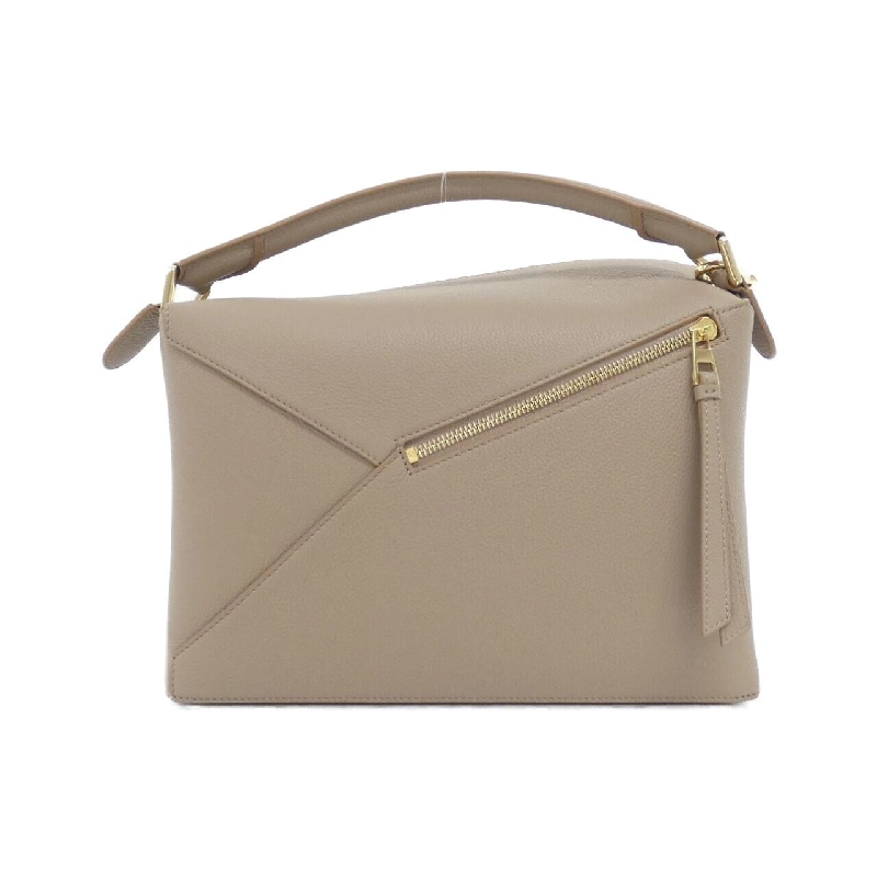 【Sản phẩm mới】Túi Loewe Puzzle Edge Medium A510P49X12 616571