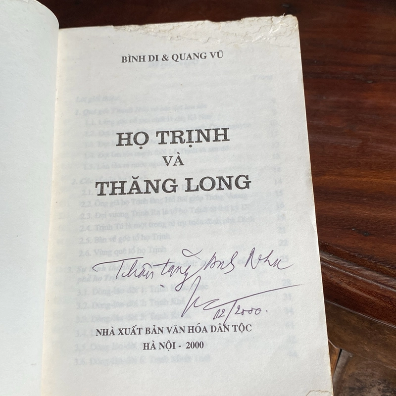HỌ TRỊNH VỚI THĂNG LONG (XB 2000) 502279
