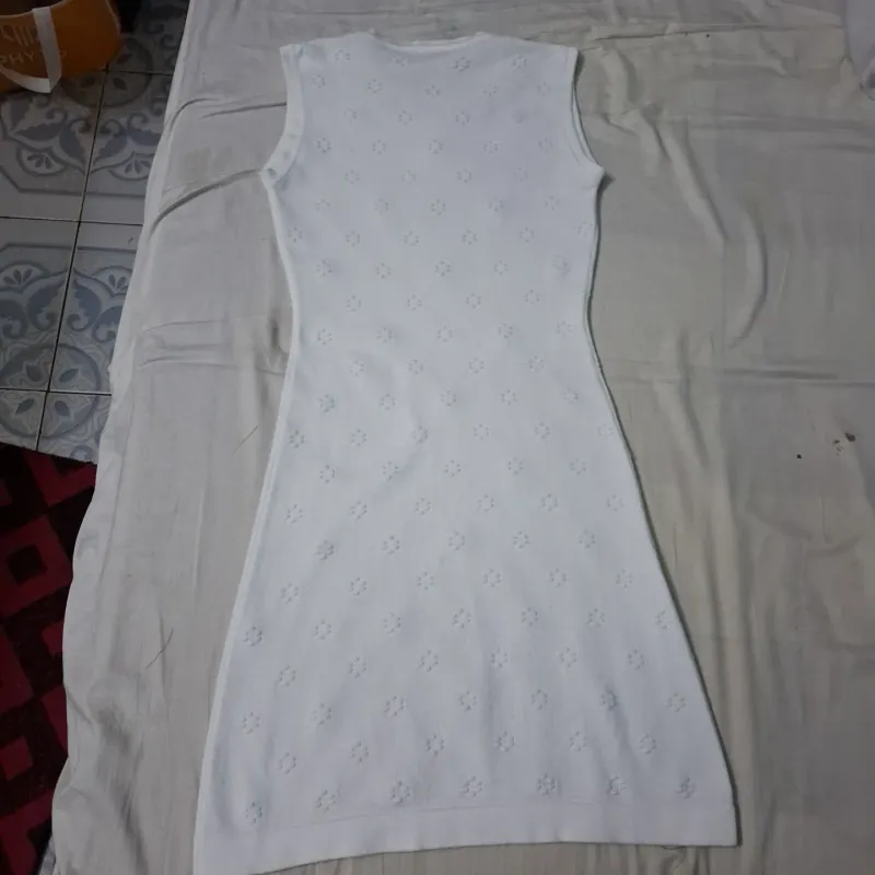 Đầm len đính đá màu trắng size S (44-50kg)  749162