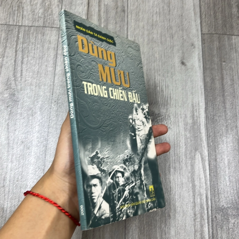 Nhân dân ta đánh giặc dùng mưu trong chiến đấu. 1b3 539841