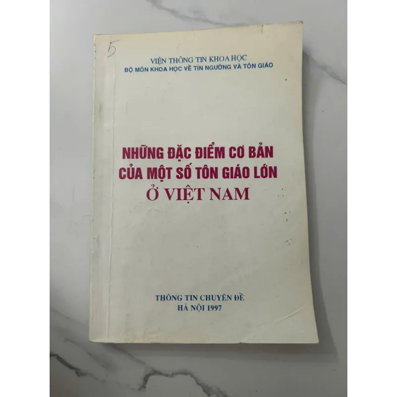 Những đặc điểm cơ bản của một số tôn giáo lớn ở Việt Nam 698839