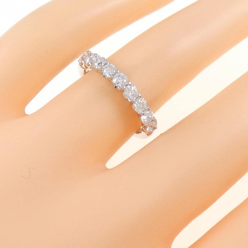 Nhẫn kim cương K18WG 0.70CT 672578