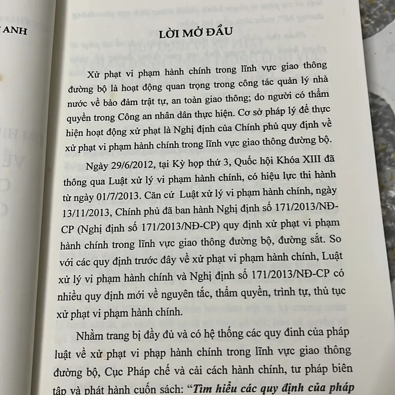 [luật- chính trị] Xử phạt vi phạm hành chính trong lĩnh vực giao thông đường bộ 713054