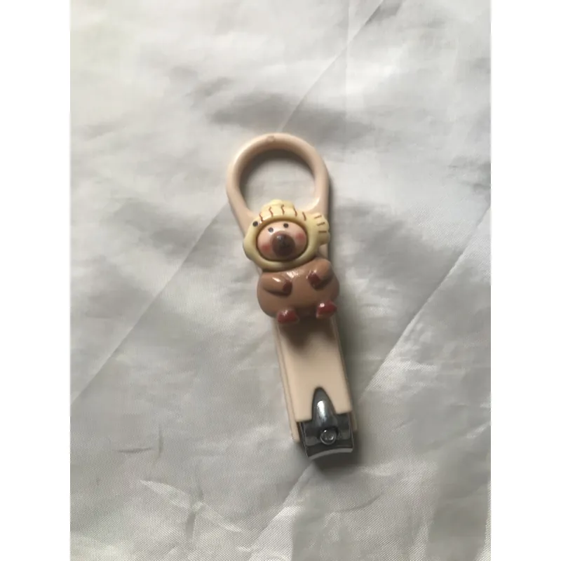 Quạt mini Capybara full hộp & Cắt móng tay Capybara 1037695