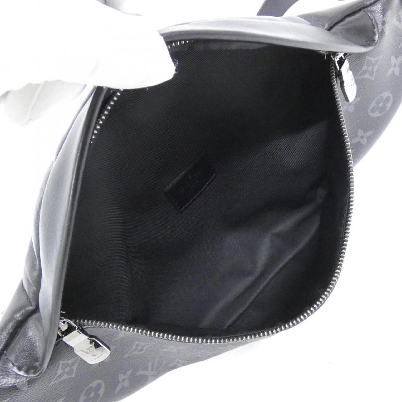 Túi đeo chéo Louis Vuitton Monogram Eclipse Discovery Bum Bag M44336 610918
