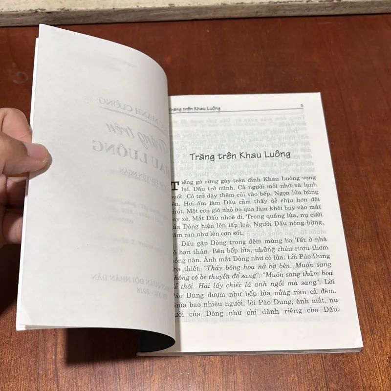 II Tập Truyện Ngắn: Trăng Trên Khau Luông - Lục Mạnh Cường - 2018 785703