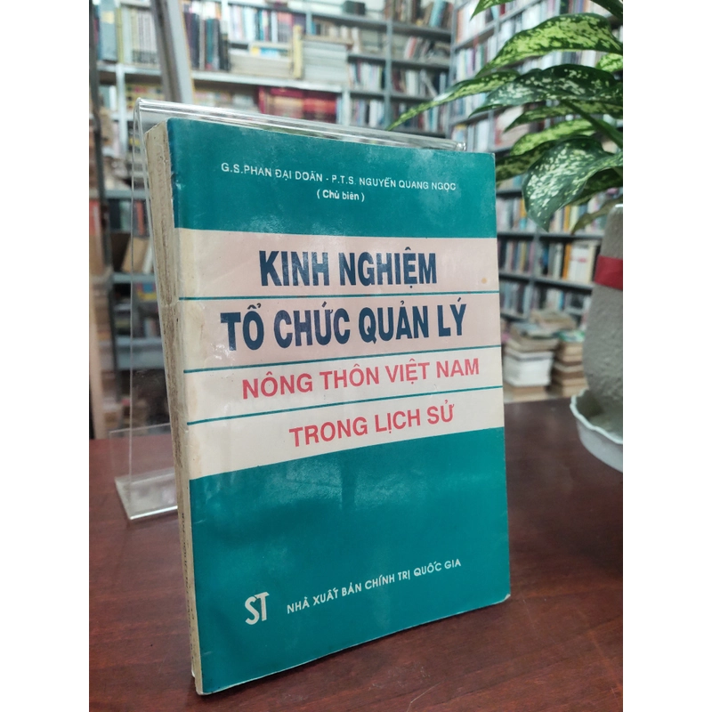 KINH NGHIỆM TỔ CHỨC QUẢN LÝ NÔNG THÔN VIỆT NAM TRONG LỊCH SỬ 329936