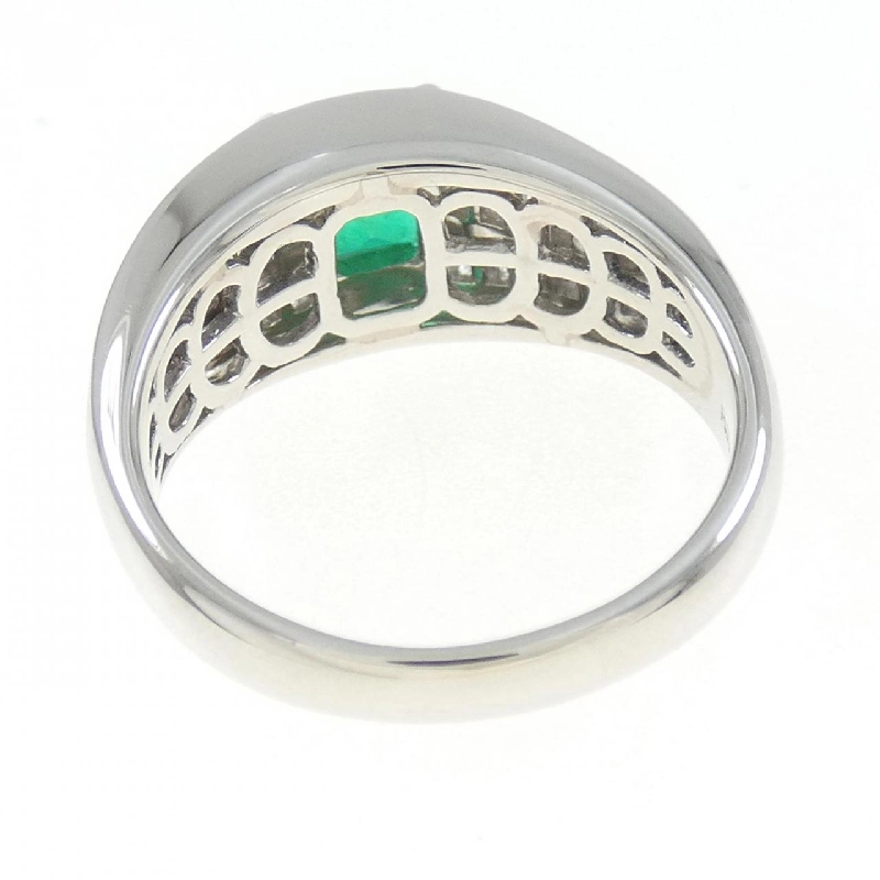 Nhẫn Emerald PT900 0.72CT 670575