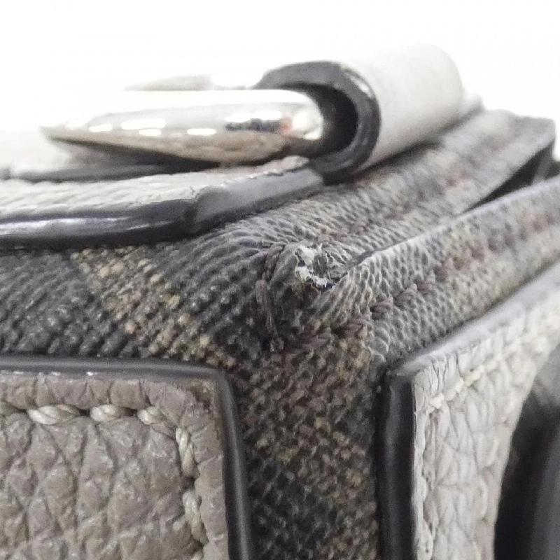 Túi Fendi Baguette Soft Trunk 7VA565 AQWH - Hàng hiệu Chính hãng 804046