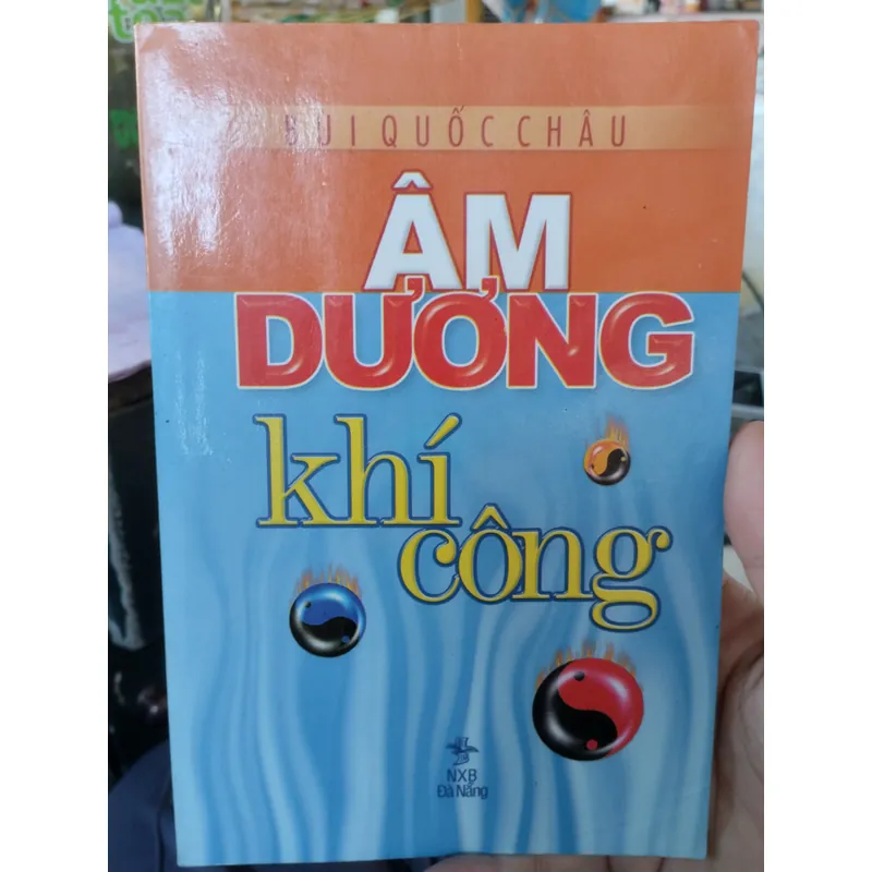 Âm Dương Khí Công của tác giả Bùi Quốc Châu. 
Đây là một phương pháp luyện thở do Giáo sư, 695730