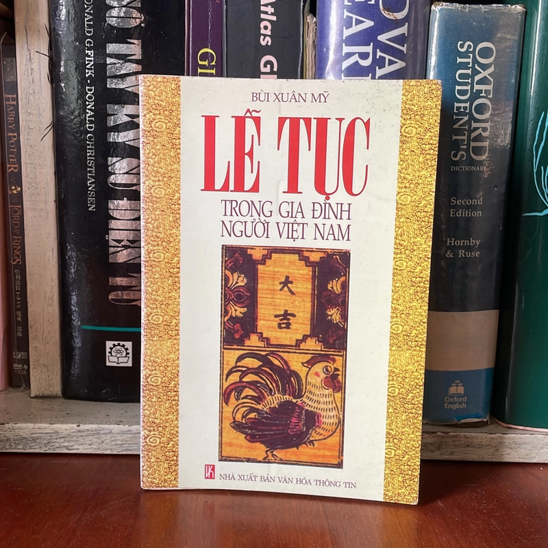 II Tựa sách: Lễ Tục Trong Gia Đình Người Việt Nam - Bùi Xuân Mỹ - 2001 550085