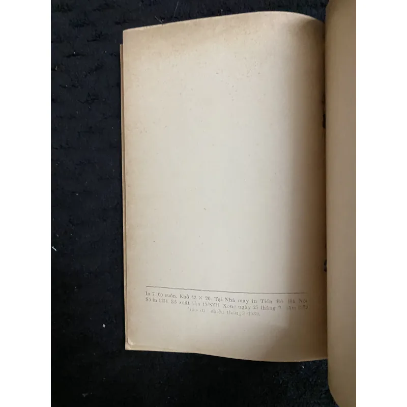 Lên đường Năm xb 1979, vẽ bìa Bùi Xuân Phái 1021935