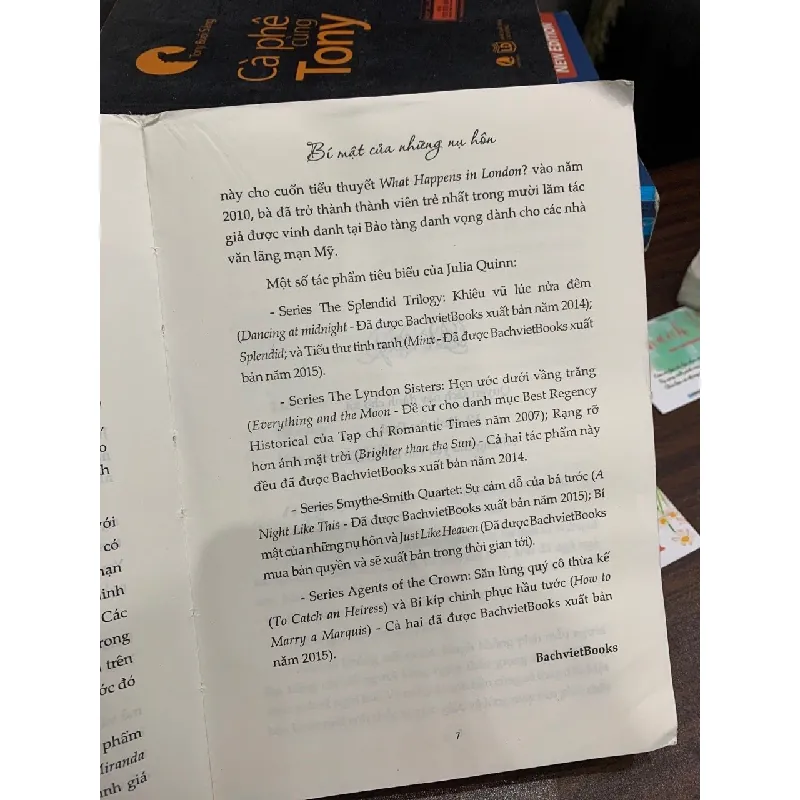 Bí mật của những nụ hôn- Julia Quinn 694580
