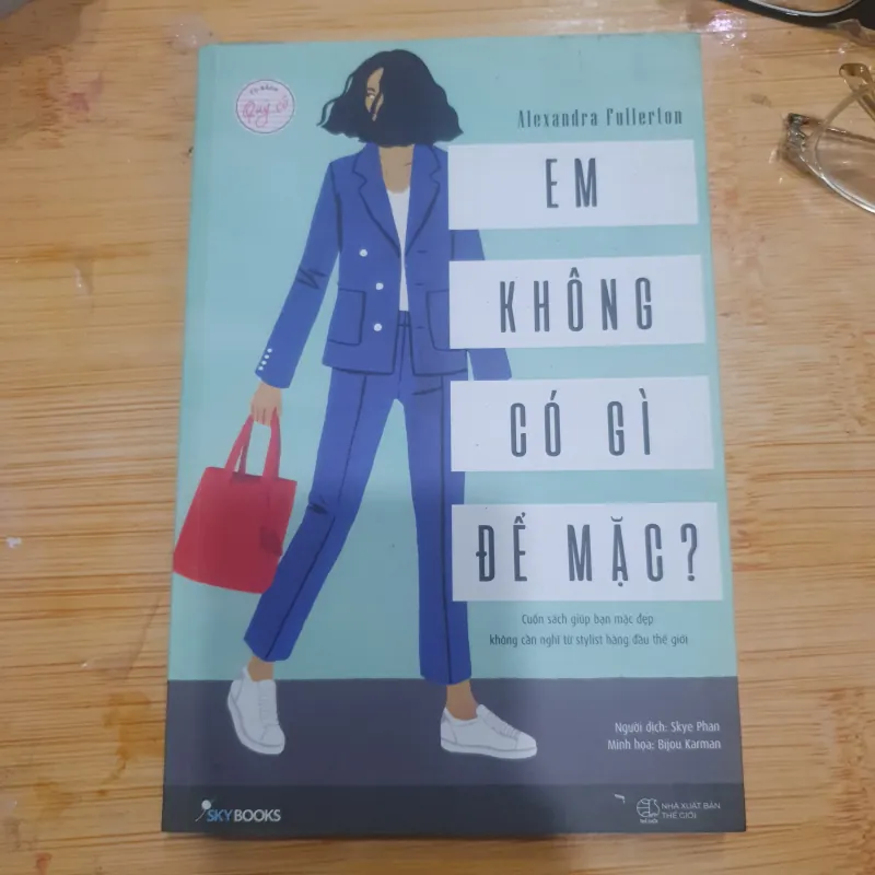 Sách em không có gì để mặc 784860