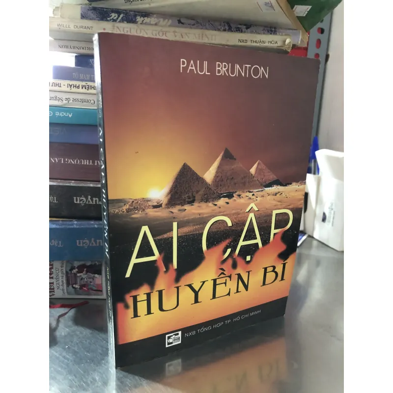 Ai Cập huyền bí - Paul Brunton 972144