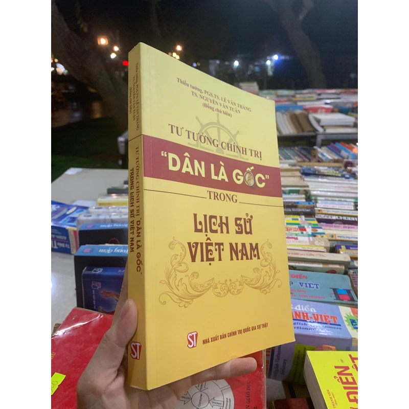 TƯ TƯỞNG CHÍNH TRỊ LẤY DÂN LÀ GỐC TRONG LỊCH SỬ VIỆT NAM 531970