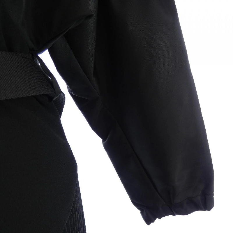 Váy đầm PRADA P3E75H S212 1Y2I 647648