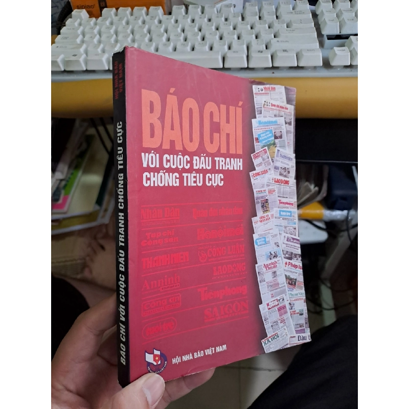 Báo chí với cuộc đấu tranh chống tiêu cực mới 90% 2003 LỊCH SỬ - CHÍNH TRỊ - TRIẾT HỌC VAVO1709 919698