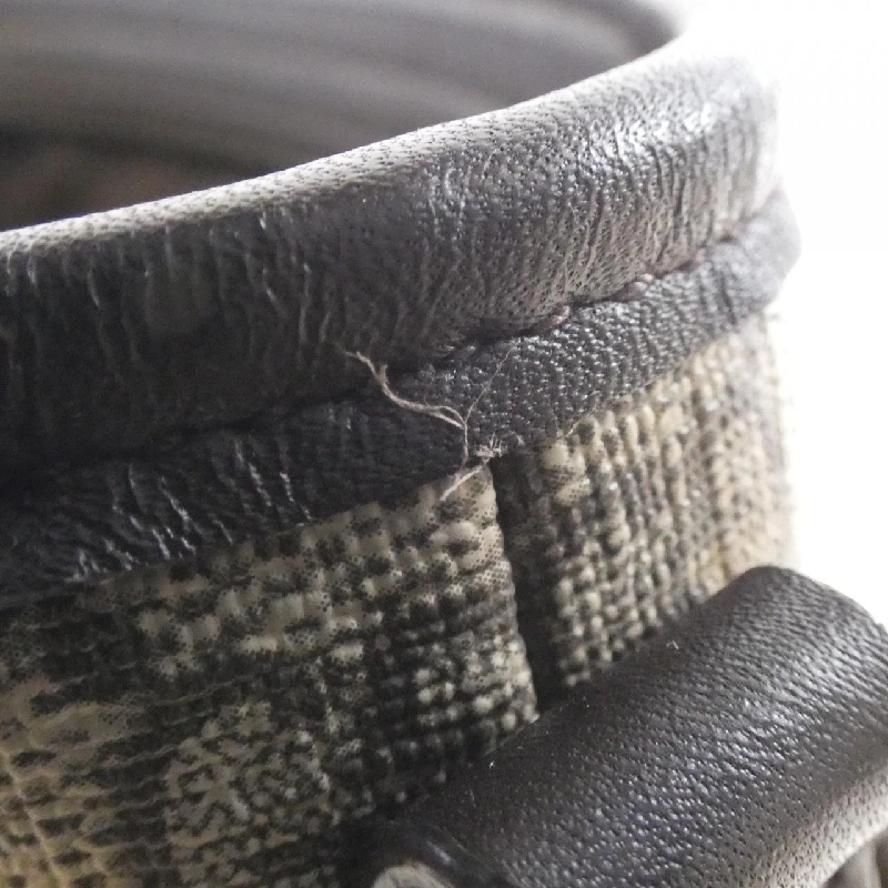 Túi đeo vai Gucci 388924 KGD6Z 611405