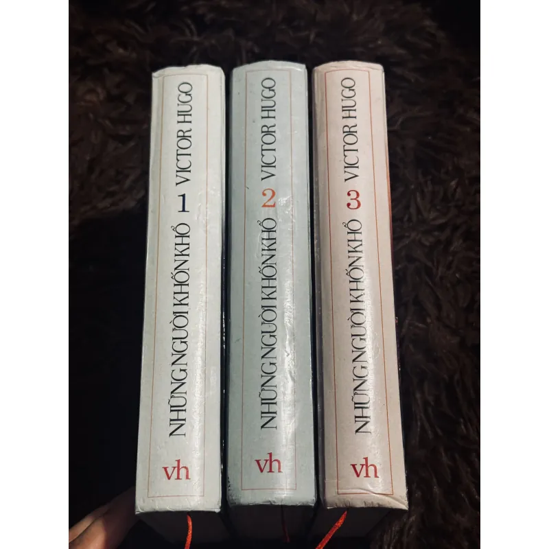 Trọn bộ 3 tập Những người khốn khổ 995034