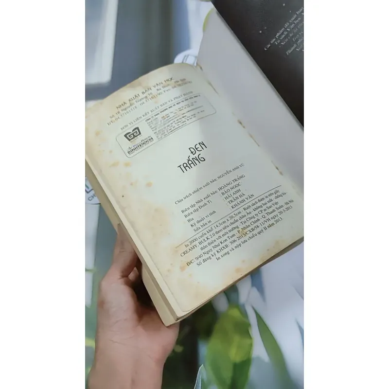 Đen Trắng - Triêu Tiểu Thành 744742