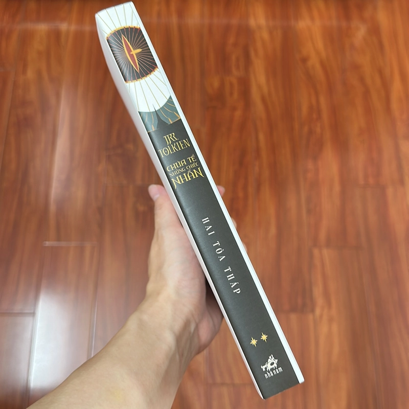 Sách - Chúa tể những chiếc nhẫn (Tập 2) - Hai tòa tháp  498759