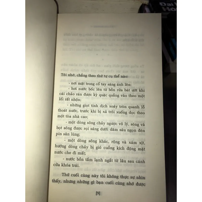 Nghe mùi kết thúc -Julian Barnes 1023777