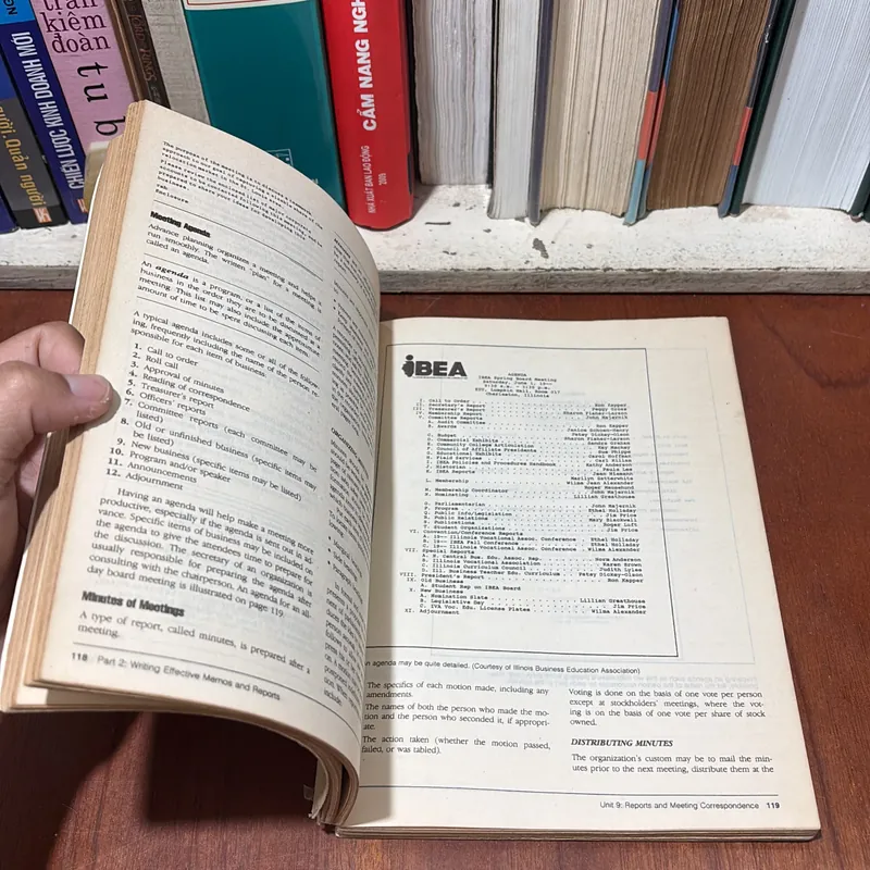 II English Book: Modern Business Correspondence - McComas 723992