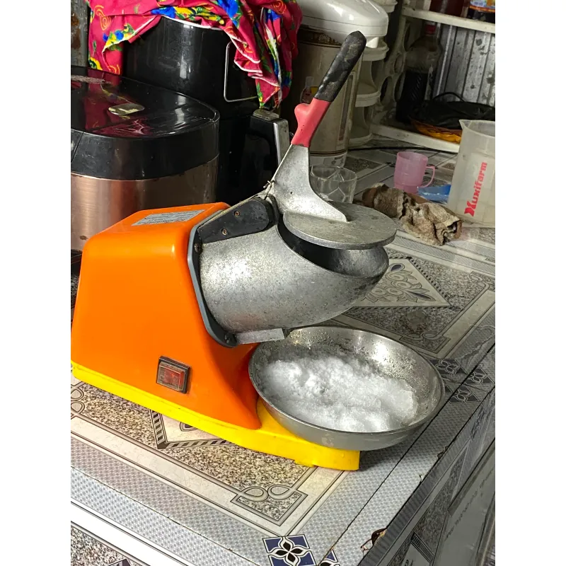 MÁY BÀO ĐÁ TUYẾT MỊN - 3 LƯỠI 674339