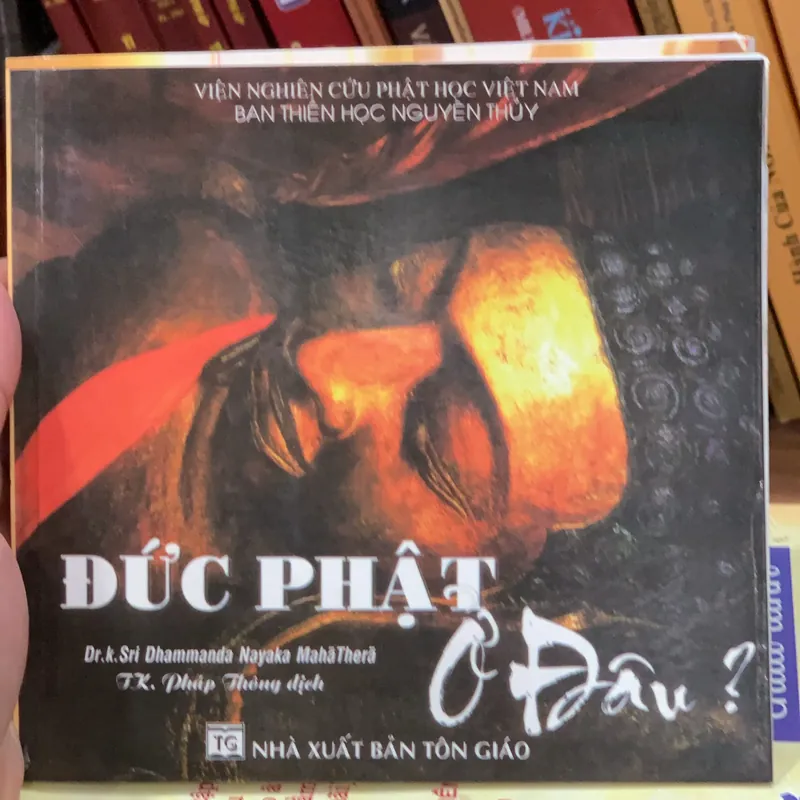 Sách Đức phật ở đâu 577890