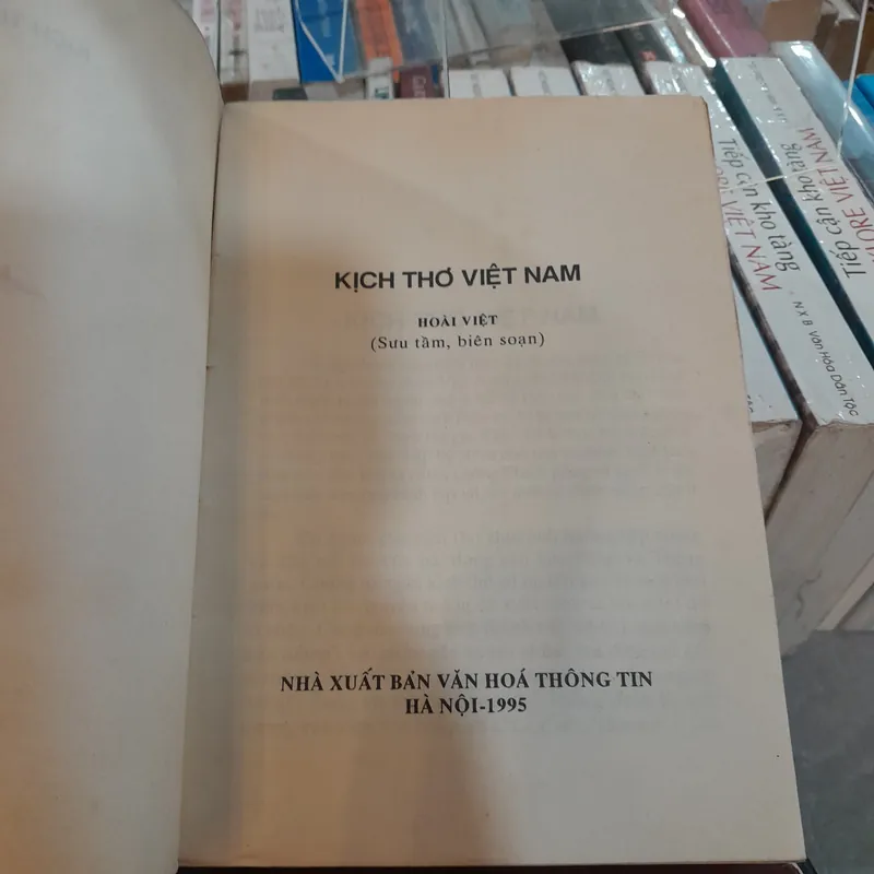 KỊCH THƠ VIỆT NAM  - HOÀI VIỆT 695921