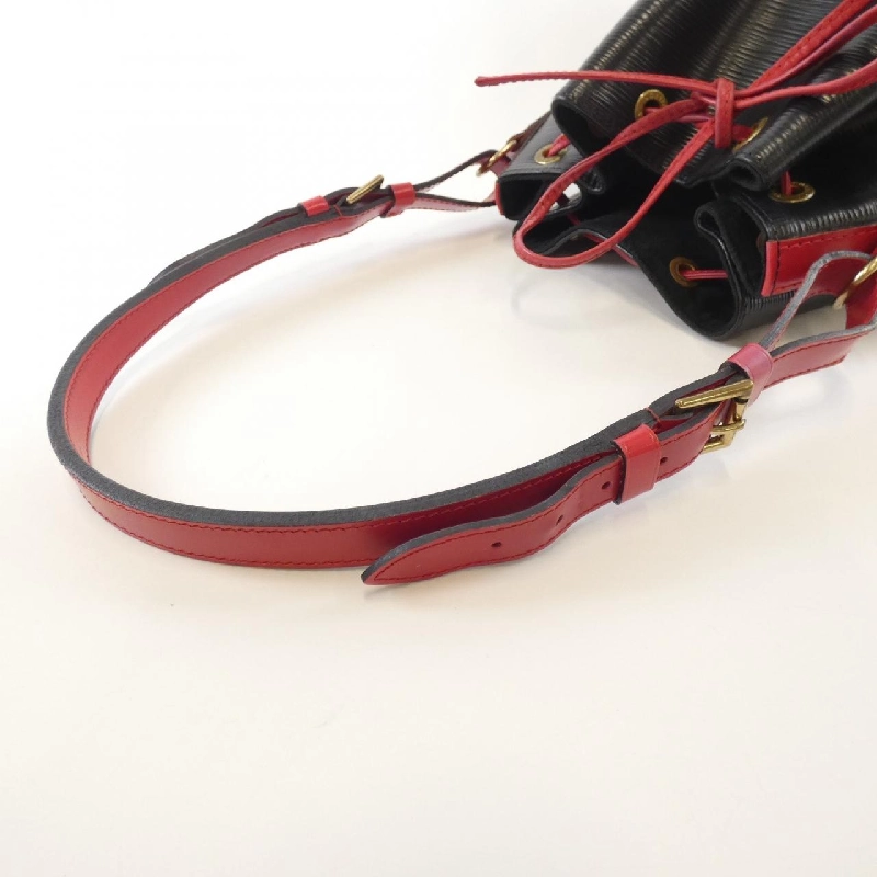 Túi xách vai Louis Vuitton Epi Noe M44017 - Hàng hiệu Chính hãng 768678