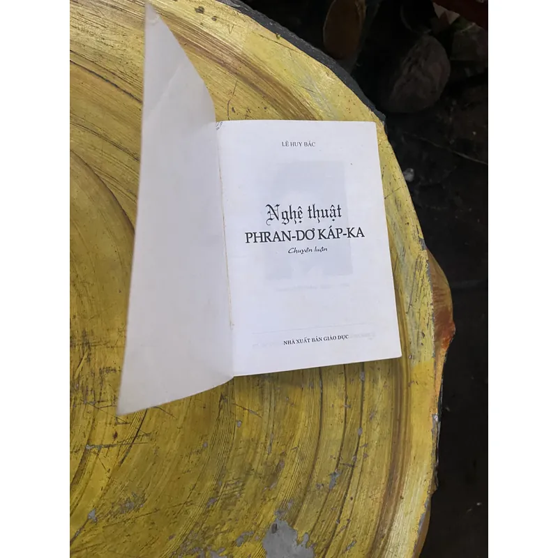 NGHỆ THUẬT PHRAN-DƠ KÁP-KA - LÊ HUY BẮC 735561