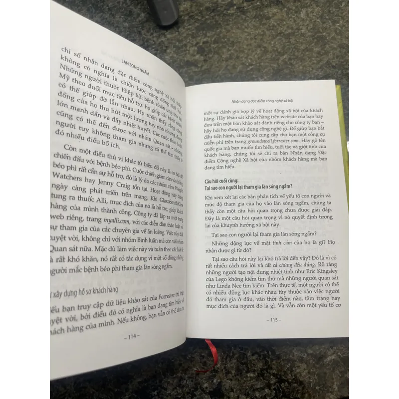 Làn sóng ngầm Charlene Li và Josh Bernoff 713272