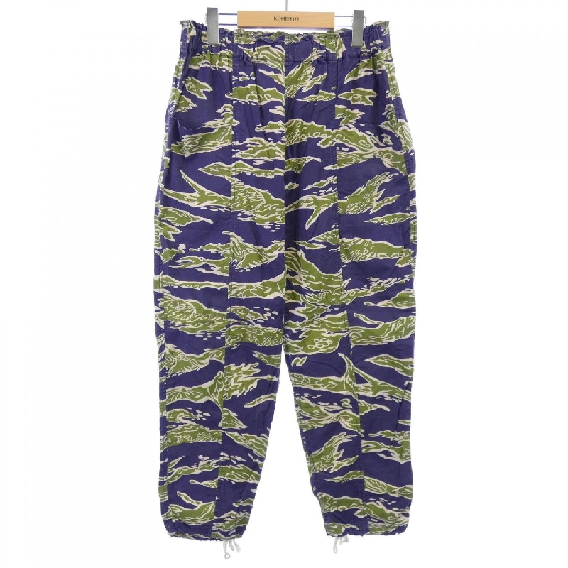 SOUTH2 WEST8 KP851 Quần - Hàng hiệu Authentic 887875