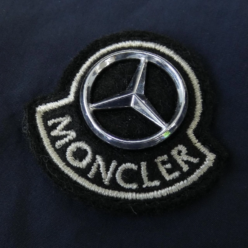 Áo khoác MONCLER GENIUS TATENEN - Hàng hiệu Authentic 902428