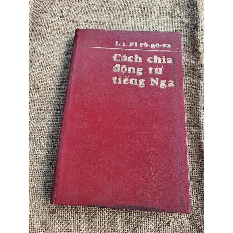 Cách chia động từ tiếng Nga _ sách học tiếng Nga in tại Nga 366612